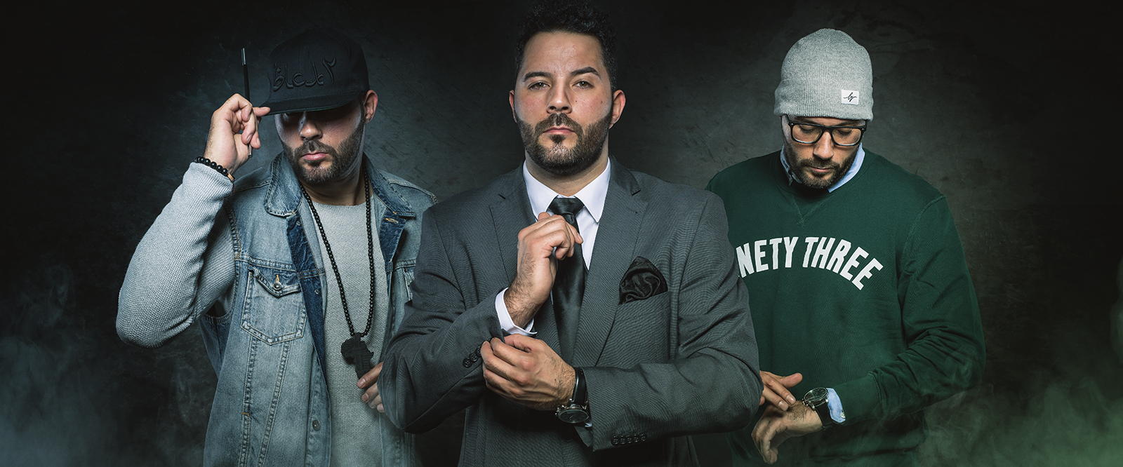 Zauberkünstler NRW – Front Collage Ananda Archer Collage aus verschiedenen Auftritten eines Zauberkünstlers mit Close-up-Magie, Bühnenzauber und Publikumsinteraktion – ideal für Events, Firmenfeiern und Weihnachtsfeiern in Köln und NRW.